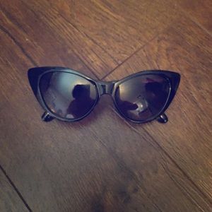 Cat eye sunglasses from Forever 21